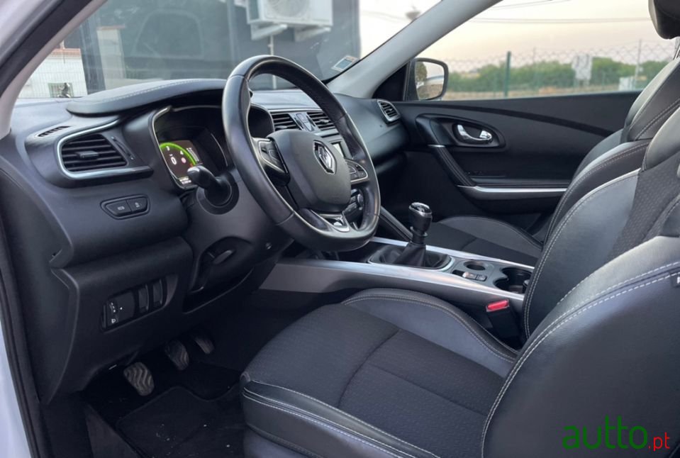 2019' Renault Kadjar photo #6