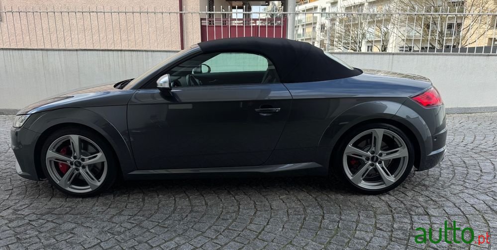 2015' Audi TT Roadster photo #4