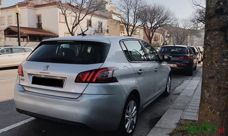 2014' Peugeot 308 photo #4