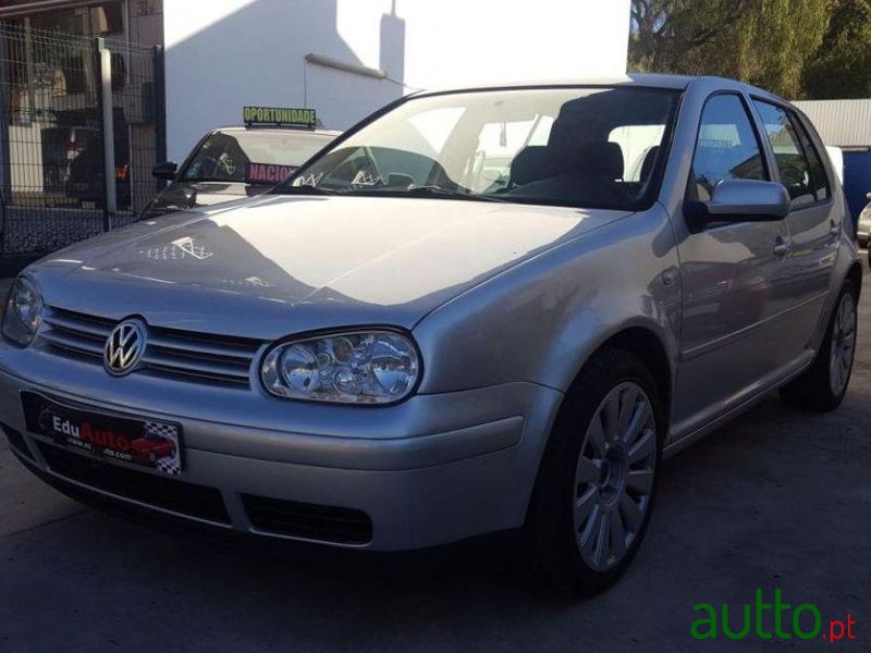 2002' Volkswagen Golf 1.9 Tdi Highline photo #1