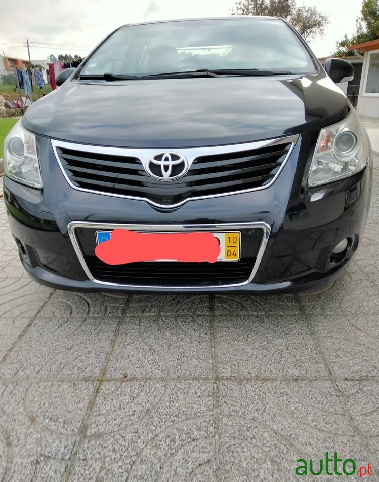 2010' Toyota Avensis photo #1