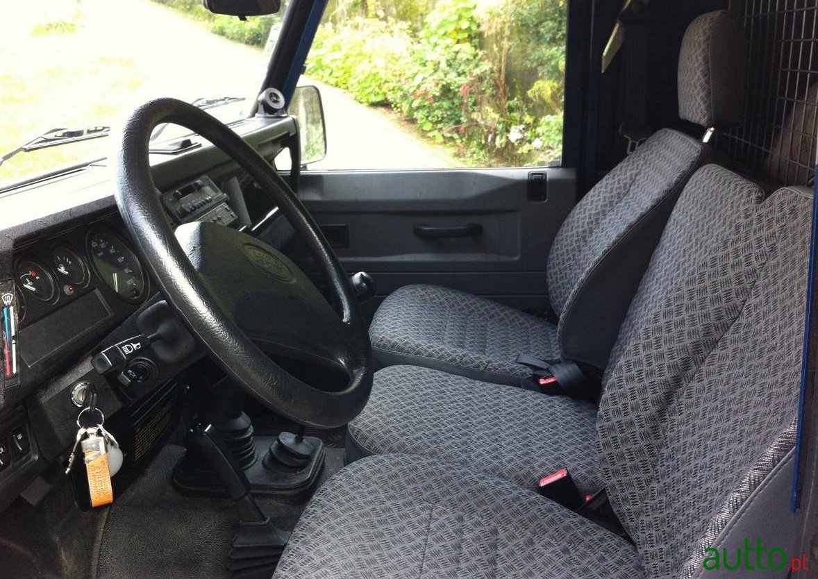 1970' Land Rover Defender 90 TD5 Diesel photo #3