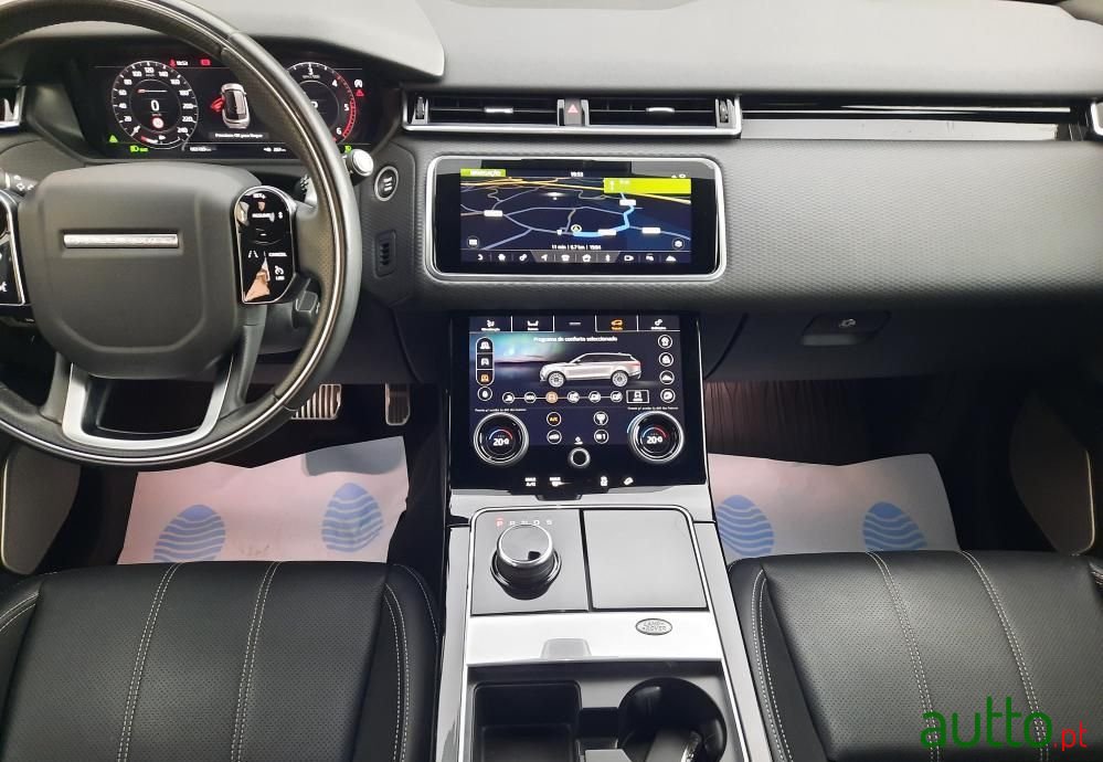 2018' Land Rover Range Rover Velar photo #3