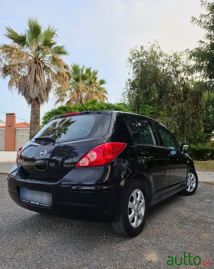 2009' Nissan Tiida 1.5 Dci Acenta Pack photo #5