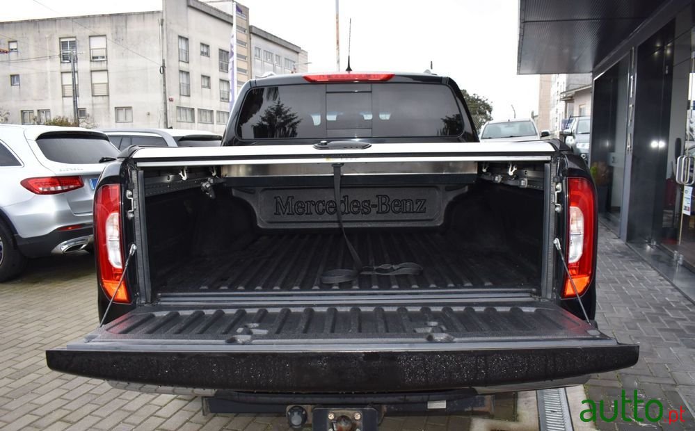 2017' Mercedes-Benz X 250 photo #5