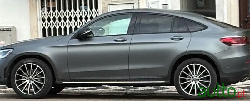 2020' Mercedes-Benz Classe Glc photo #1