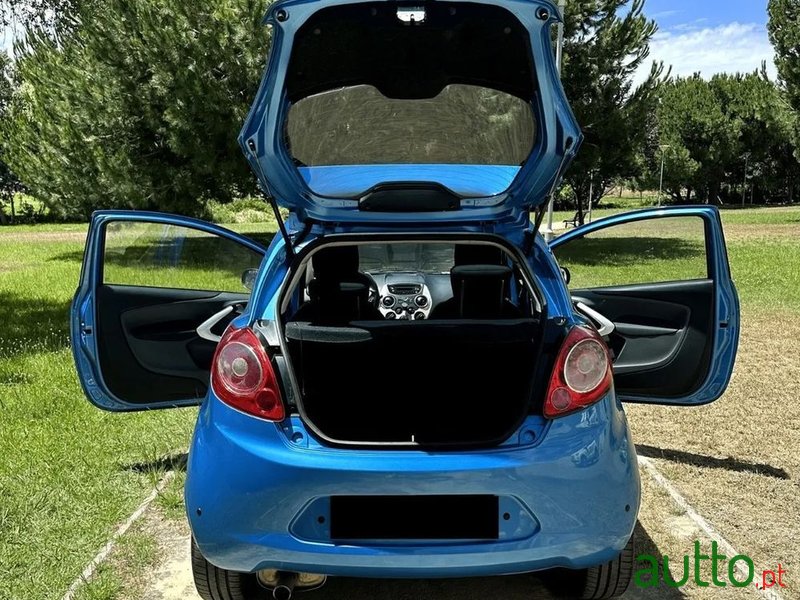 2010' Ford Ka 1.2 Titanium X photo #5