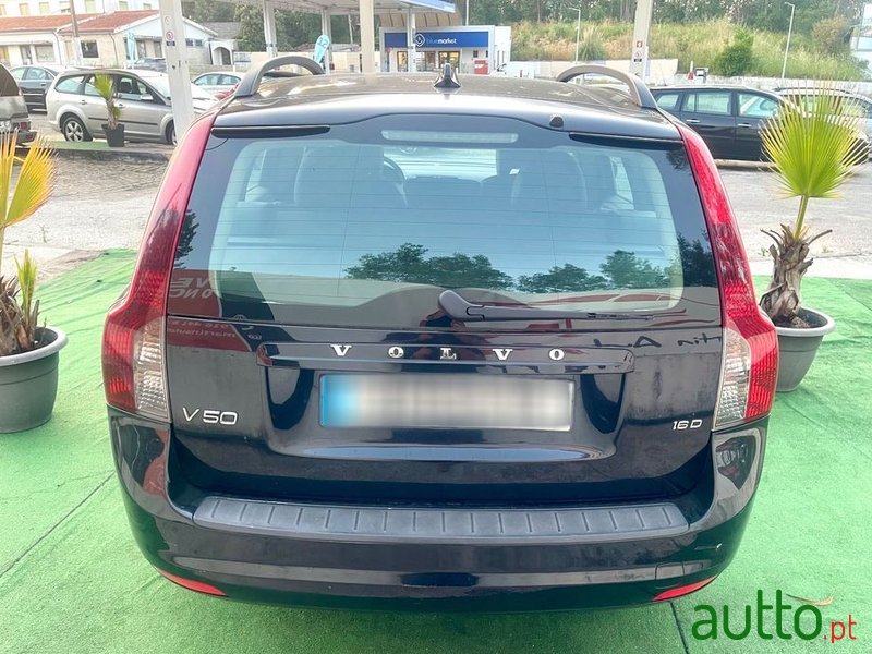 2008' Volvo V50 photo #3