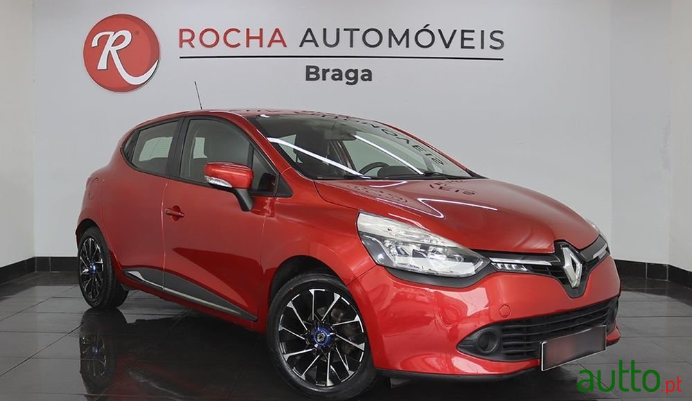 2015' Renault Clio photo #3