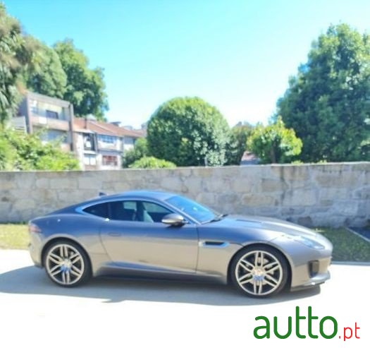 2018' Jaguar F-Type photo #7