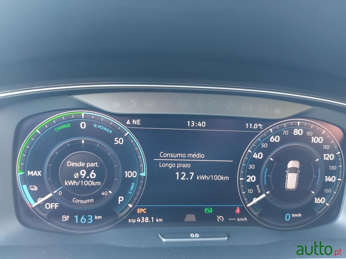 2019' Volkswagen e-Golf photo #4