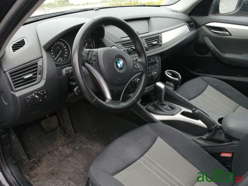 2011' BMW X1 18 D Sdrive photo #5