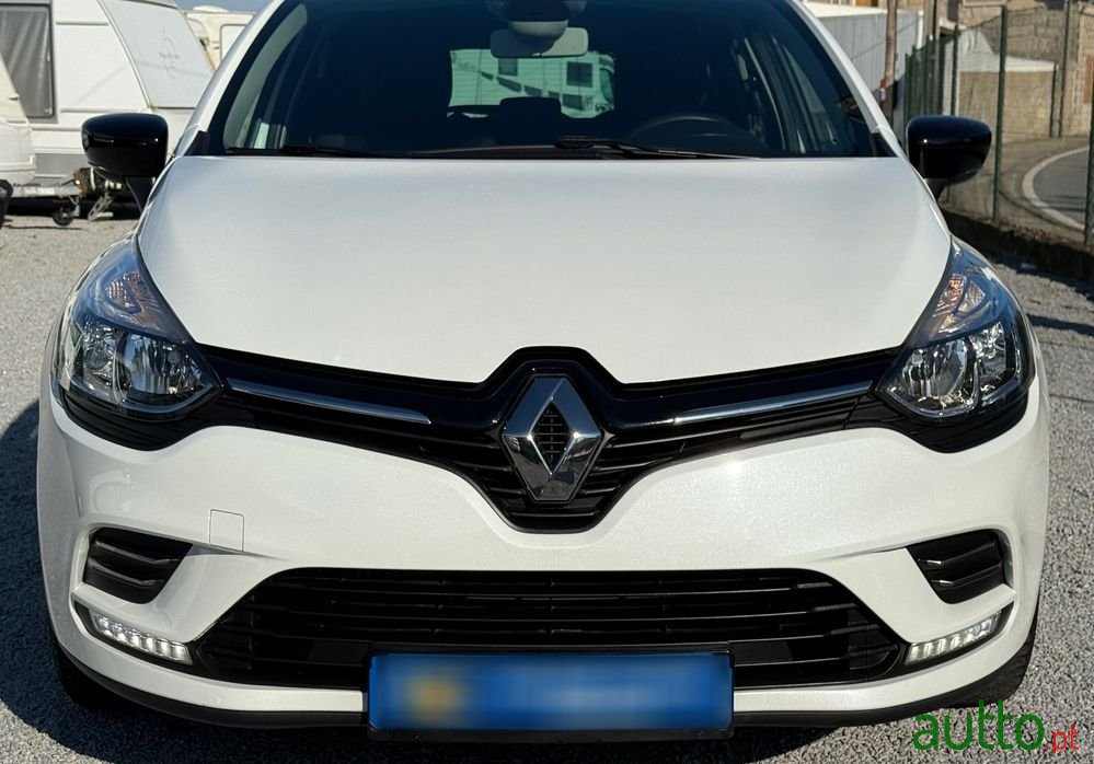 2019' Renault Clio 0.9 Tce Limited photo #5