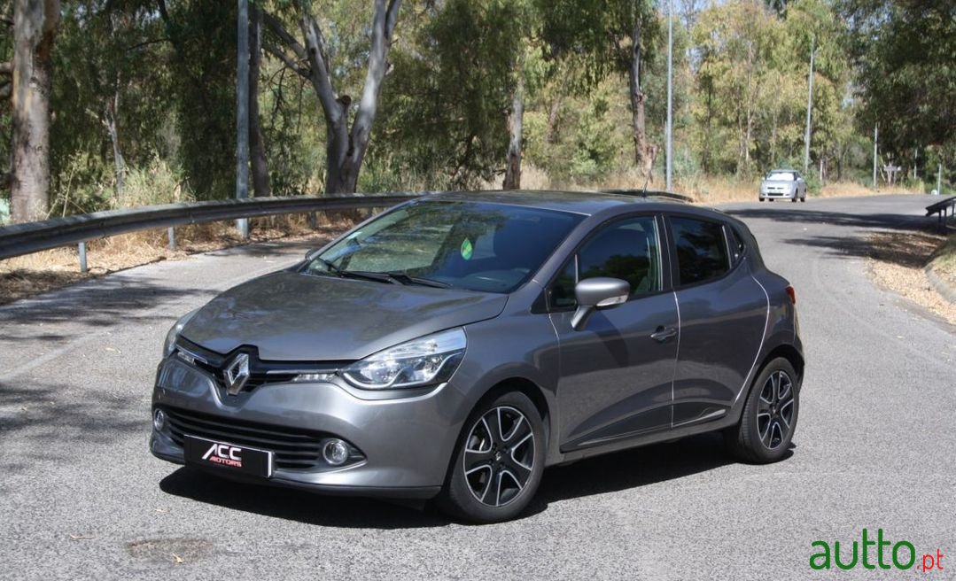 2016' Renault Clio photo #5