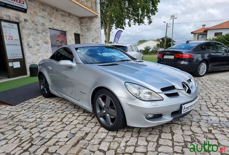 2004' Mercedes-Benz Slk-200 photo #2