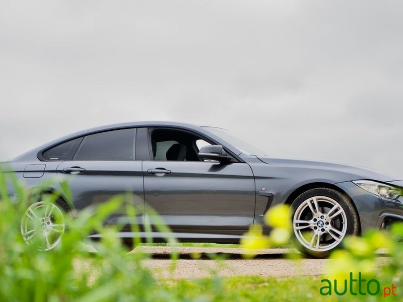 2016' BMW Série 4 D Pack M Auto photo #4