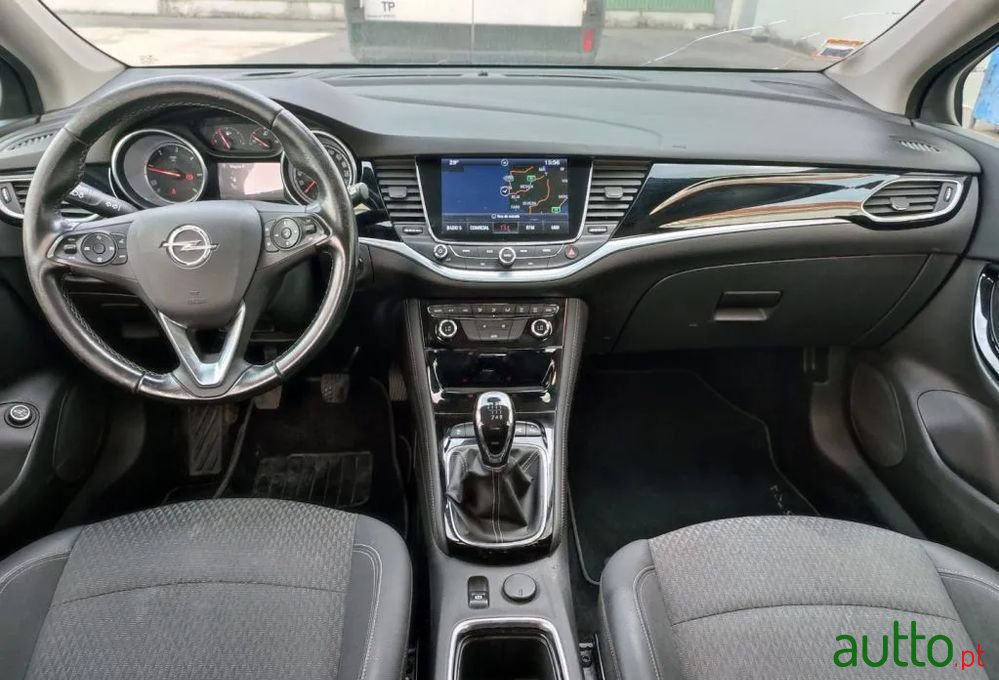 2018' Opel Astra Sports Tourer photo #6