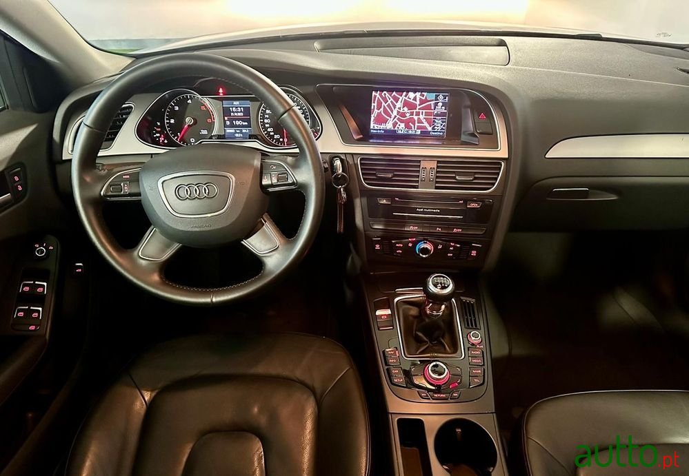 2013' Audi A4 2.0 Tdi Exclusive photo #2