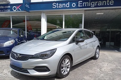 2022' Opel Astra 1.2 T Elegance