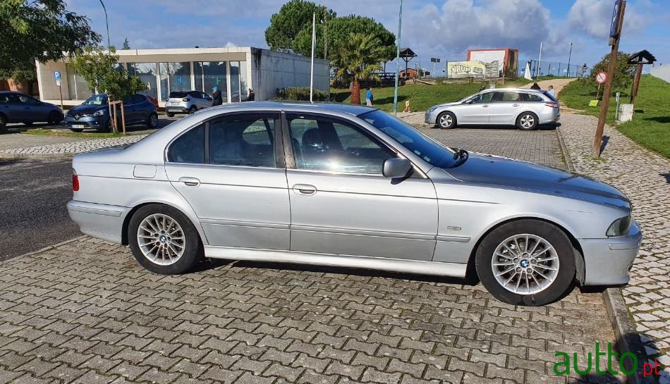 2002' BMW 520 photo #4