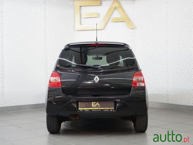 2011' Renault Twingo photo #4