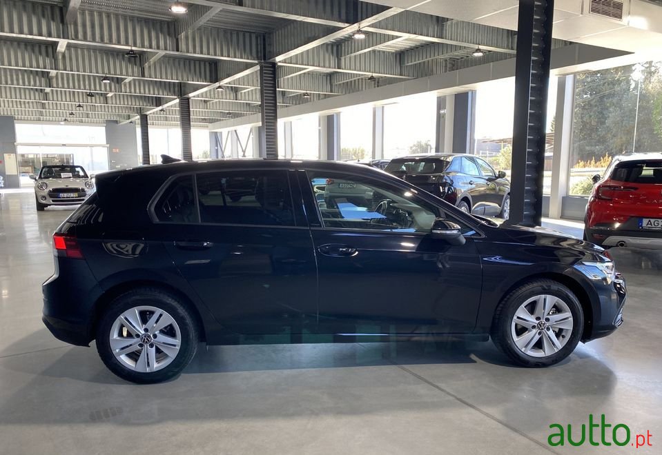 2021' Volkswagen Golf photo #5