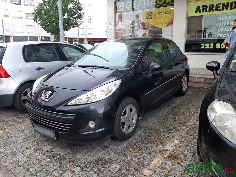 2009' Peugeot 207 photo #3