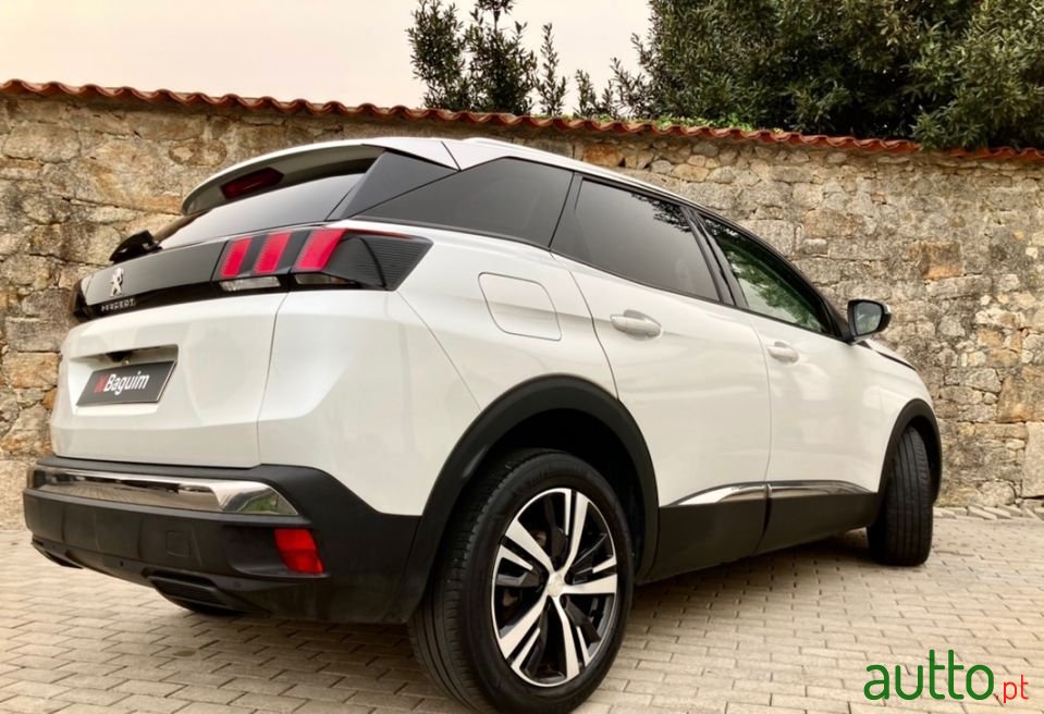 2017' Peugeot 3008 photo #1