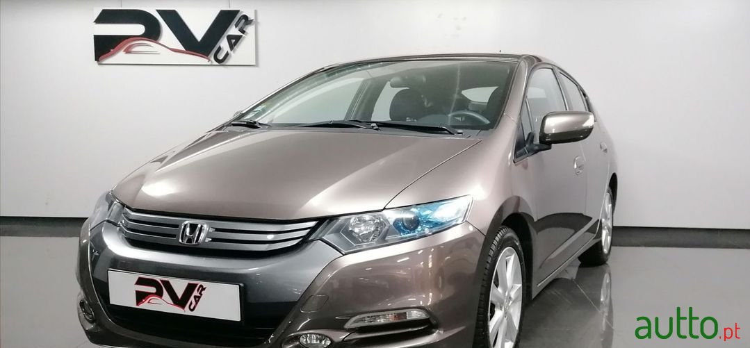 2010' Honda Insight photo #2