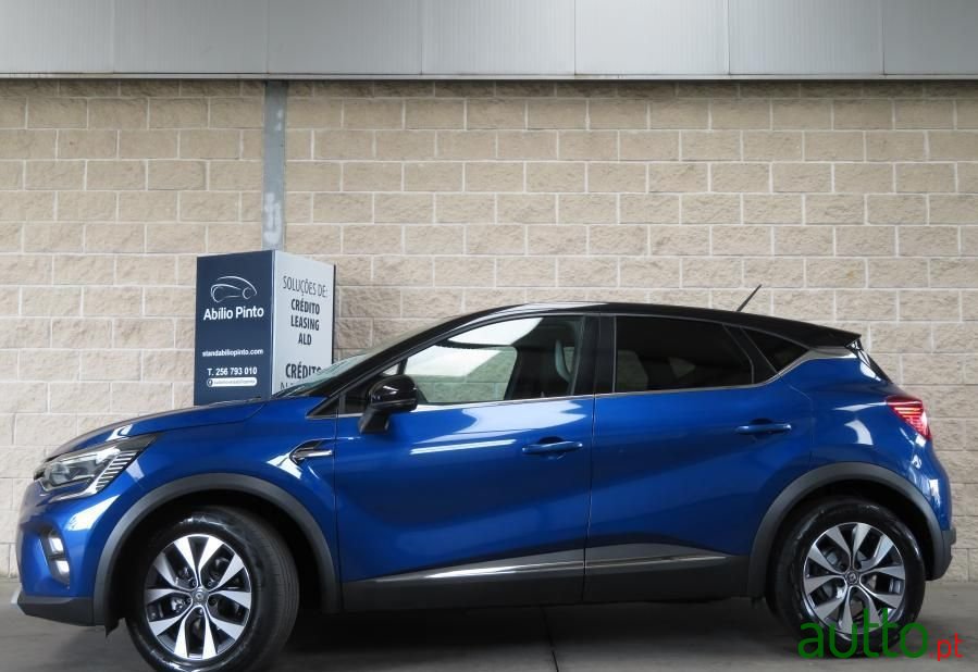 2021' Renault Captur 1.0 Tce Exclusive photo #2