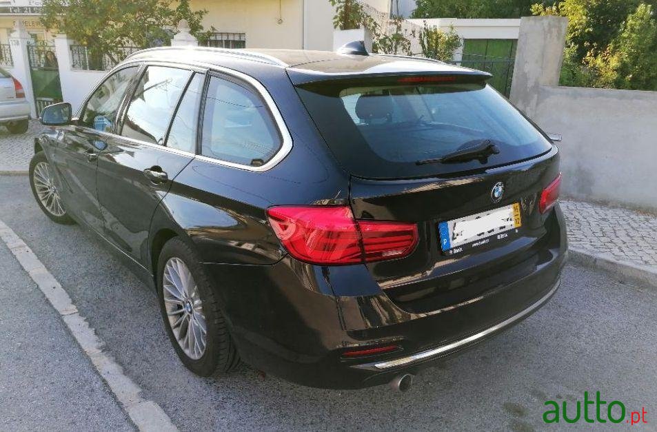 2015' BMW 318 D Touring Luxury photo #1