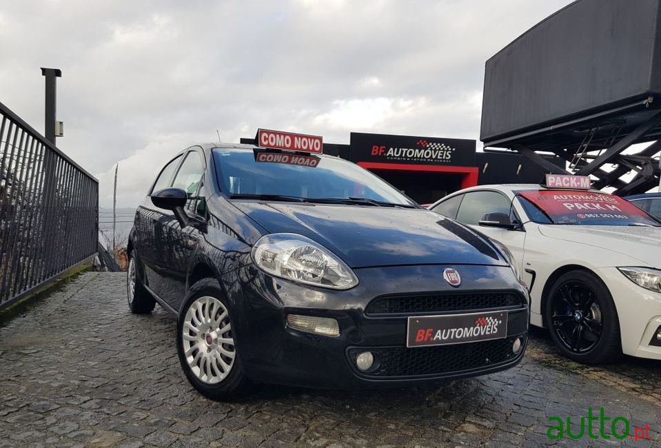 2013' Fiat Grande Punto photo #1