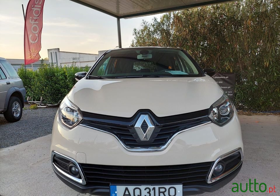 2016' Renault Captur photo #3
