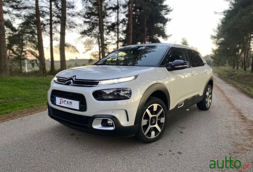 2019' Citroen C4 Cactus photo #1