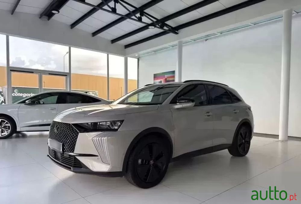 2023' DS Automobiles Ds7 photo #1