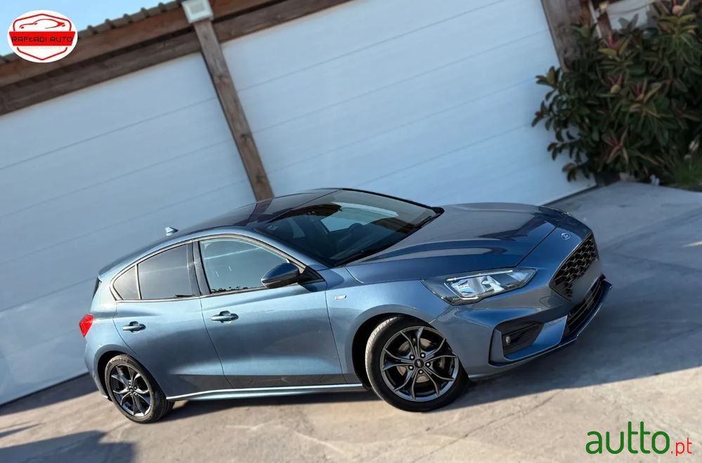 2019' Ford Focus photo #2