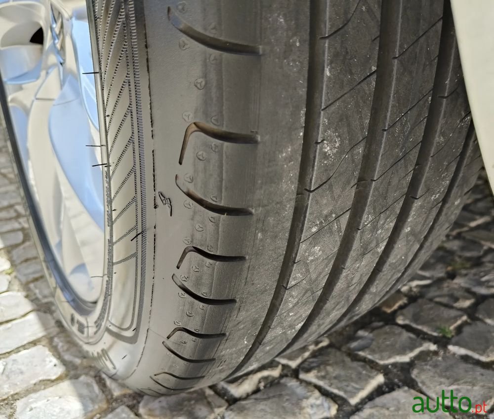 2014' Citroen DS5 photo #3