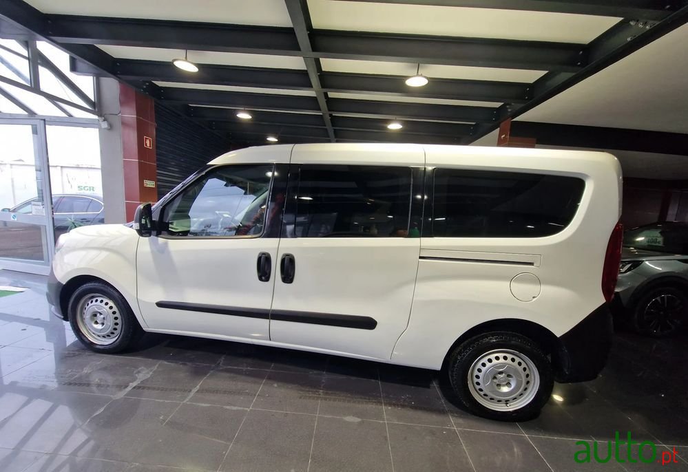 2017' Fiat Doblo Combi photo #6