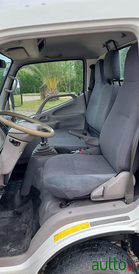 2006' Toyota Dyna photo #5