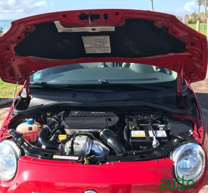 2011' Fiat 500C photo #2