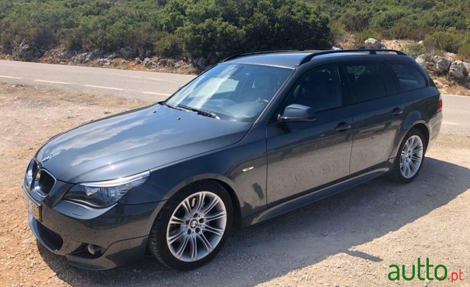 2009' BMW 520 photo #2