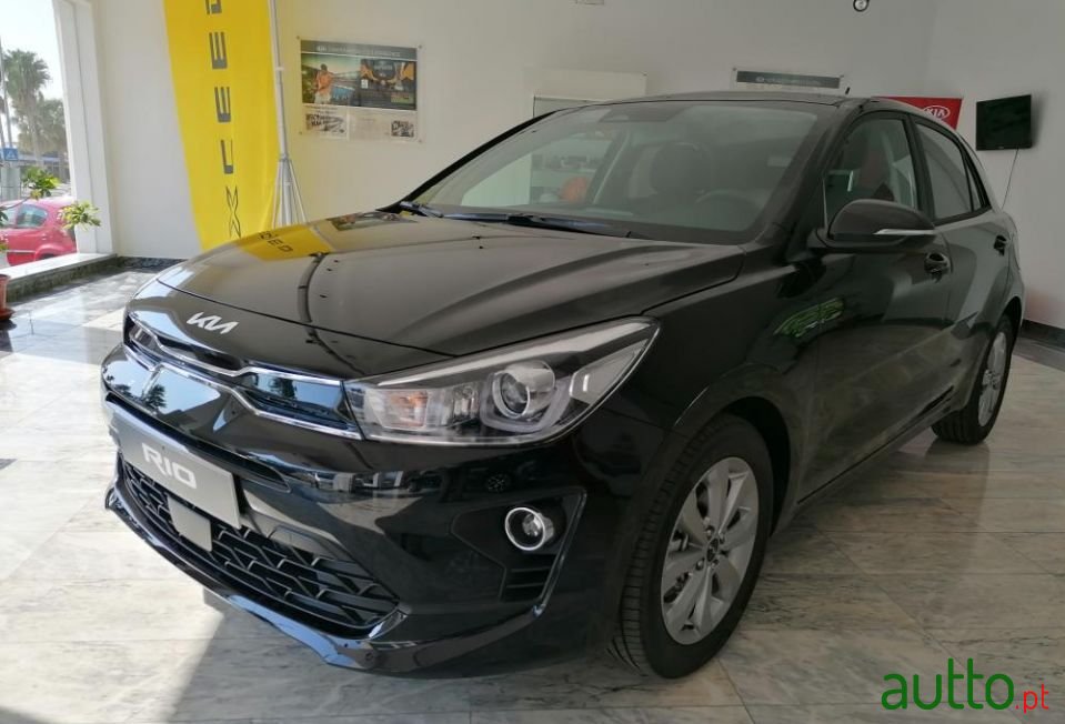 2021' Kia Rio photo #5
