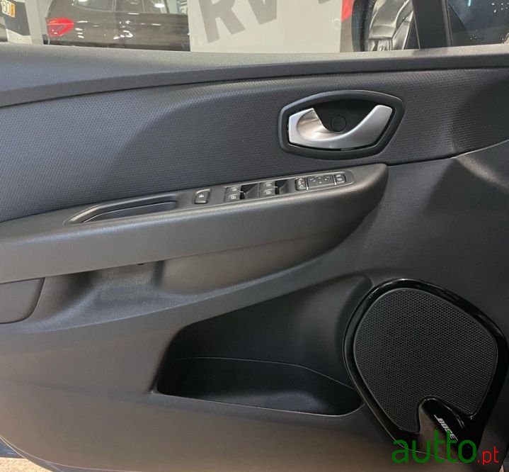 2018' Renault Clio photo #6