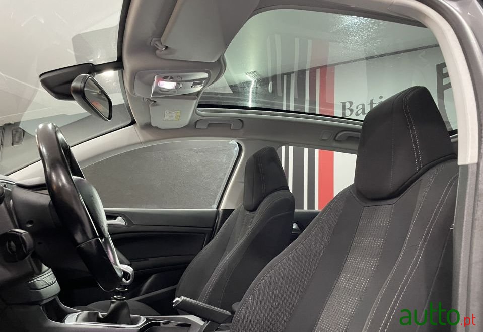 2016' Peugeot 308 Sw photo #5