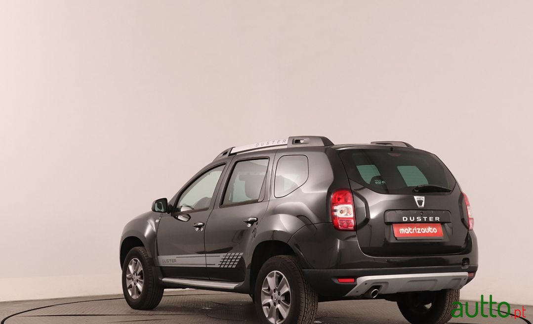 2015' Dacia Duster photo #2