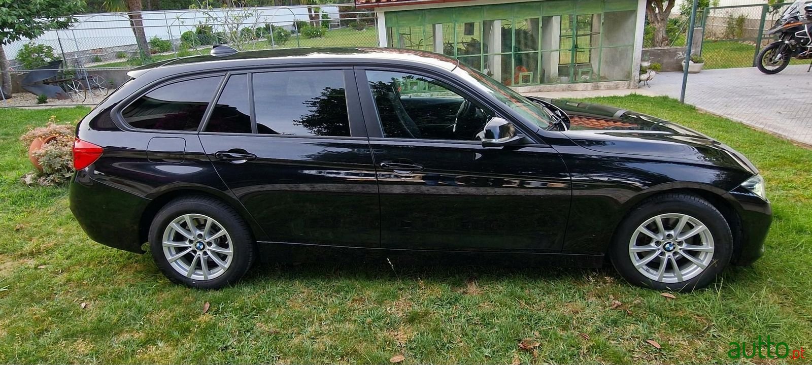 2016' BMW 320 photo #4