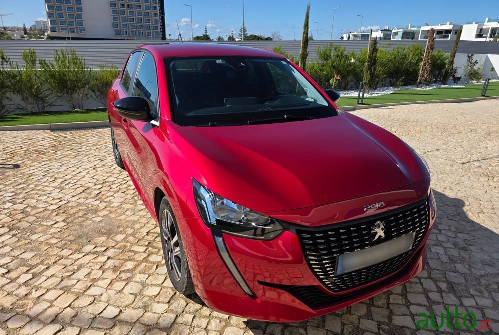 2023' Peugeot 208 photo #1
