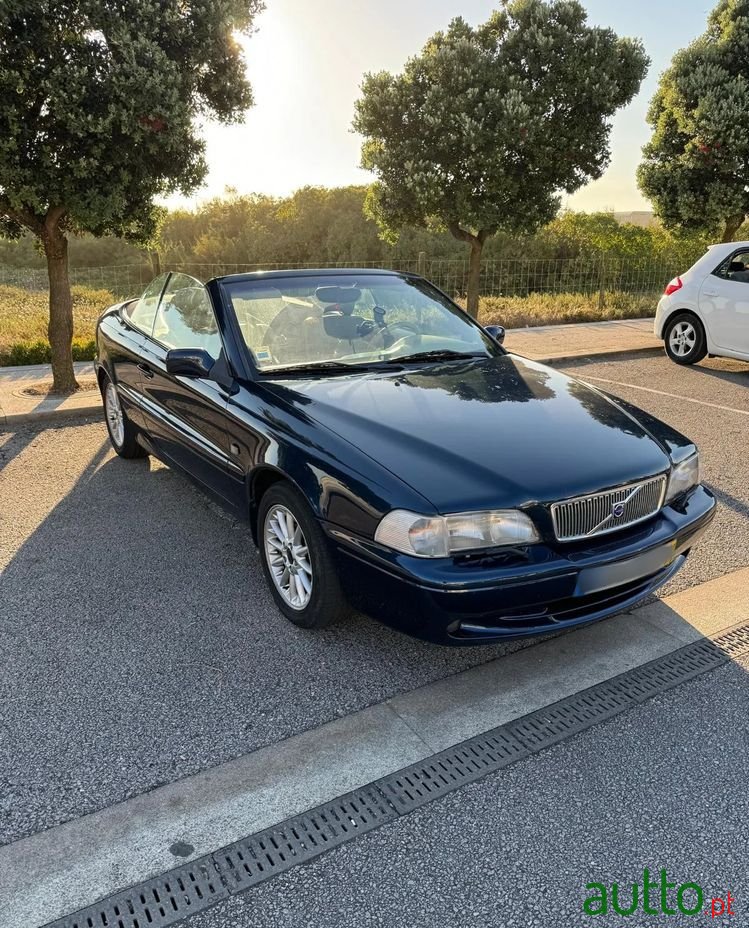 1999' Volvo C70 Cabrio 2.0 Ht photo #4