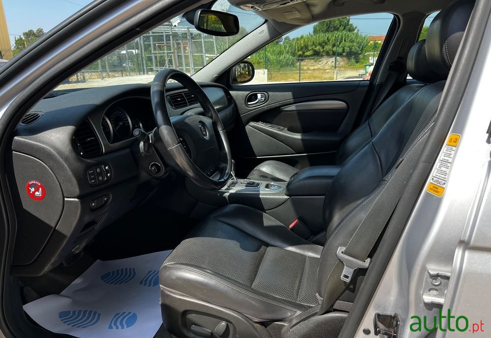 2004' Jaguar S-Type photo #6