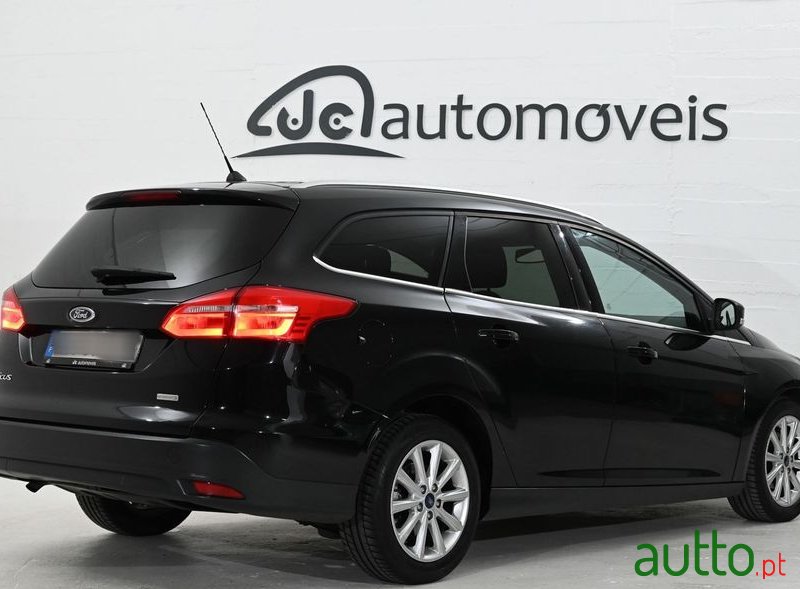 2018' Ford Focus Sw photo #2